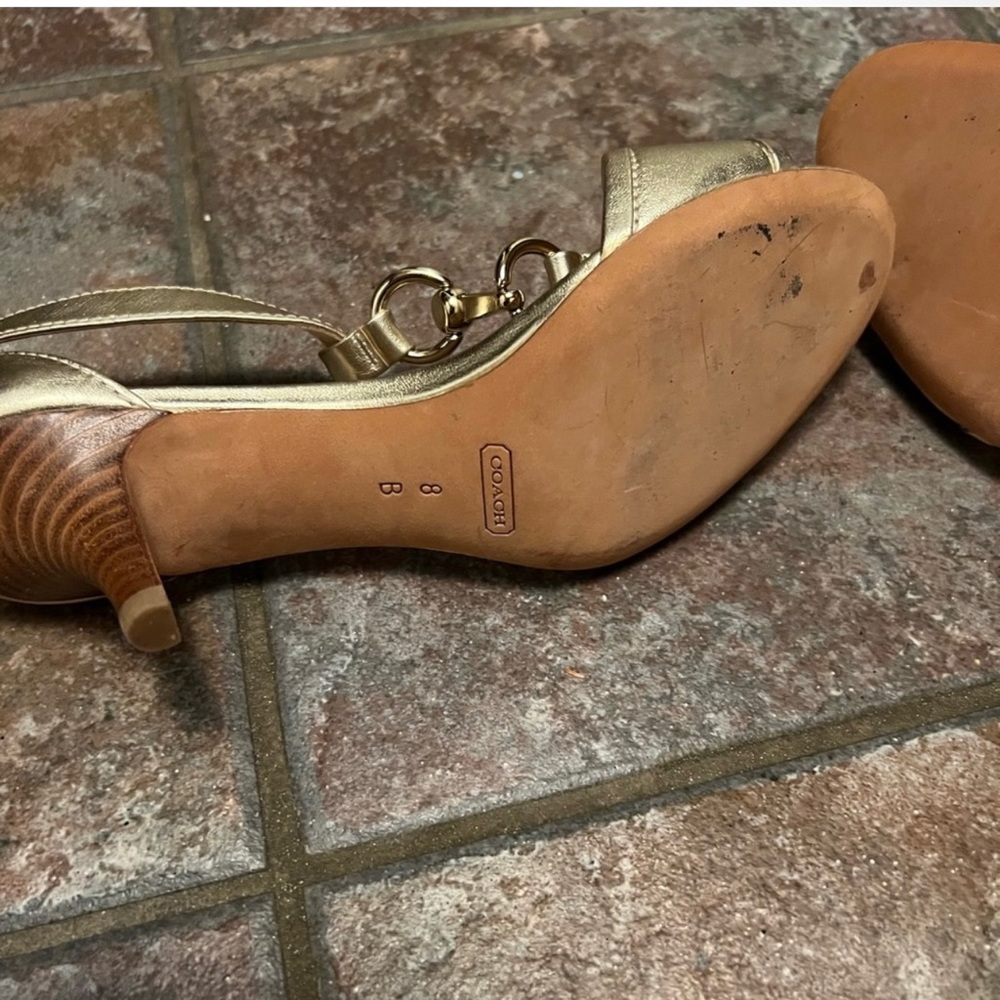 Coach Shoes NWOT (R $219) - Picture 7 of 8